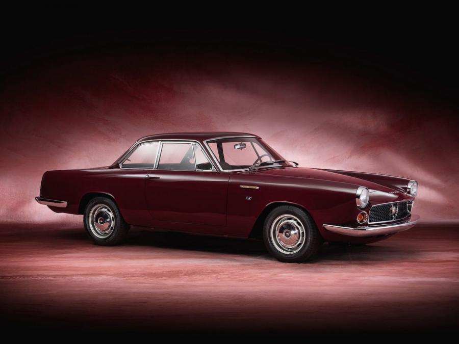  Fiat Abarth 2200 Coupe 1959 года  (фото 10 из 22)